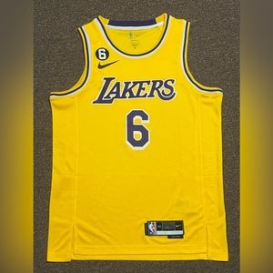 Lebron James Swingman Jersey Lakers LARGE size 44 BRAND NEW